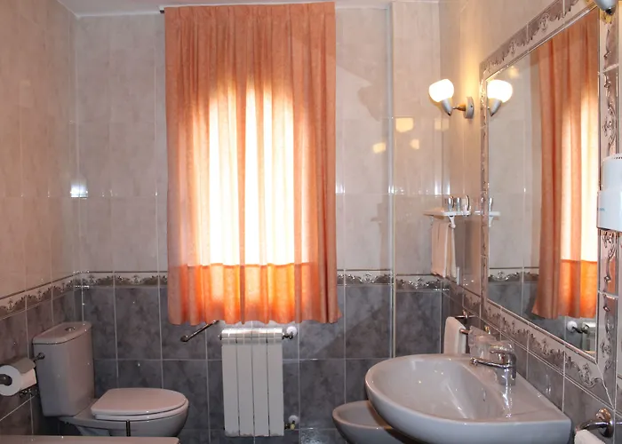 Fresneda  Hotel Reyes Astures תמונה