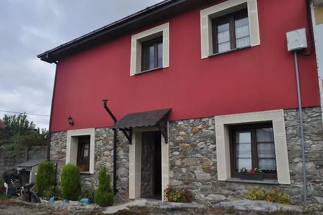 Casa Montana Otel Barcellina fotoğrafı