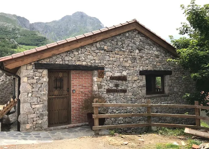 La Cabana De Bernardina Sotres photo