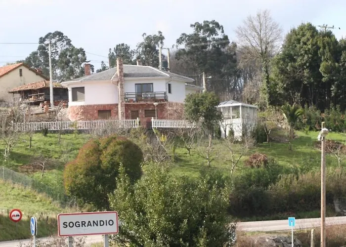 Chalet Al Lado De Oviedo Con Parcela De 2500 M Hotel Sograndio de Arriba zdjęcie